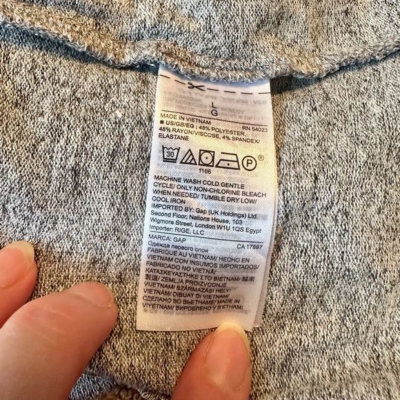 Gap Wrap Vest Top size Large - Picture 7 of 11